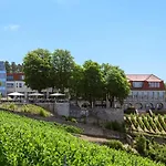 מלון Weinberghotel Edelacker פרייבורג