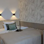 מלון Weinberghotel Edelacker פרייבורג