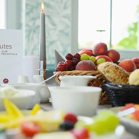 ホテル Weinberghotel Edelacker 4*