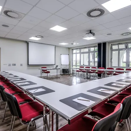 Weinberghotel Edelacker Freyburg (Unstrut)