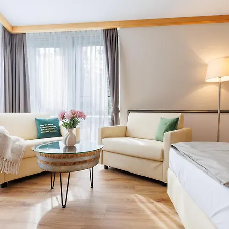 Hotel Weinberghotel Edelacker Freyburg