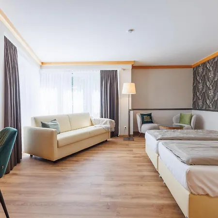 Weinberghotel Edelacker Hotel