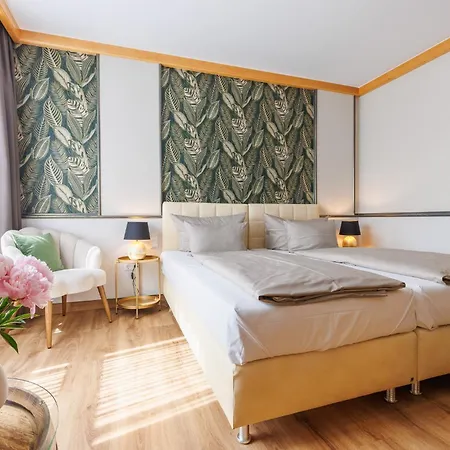 Weinberghotel Edelacker Hotel Freyburg