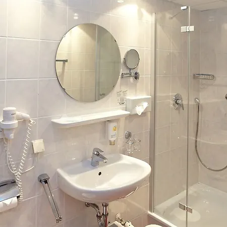 ホテル Weinberghotel Edelacker