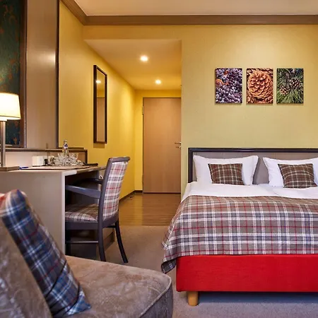 Weinberghotel Edelacker 4* Freyburg (Unstrut)