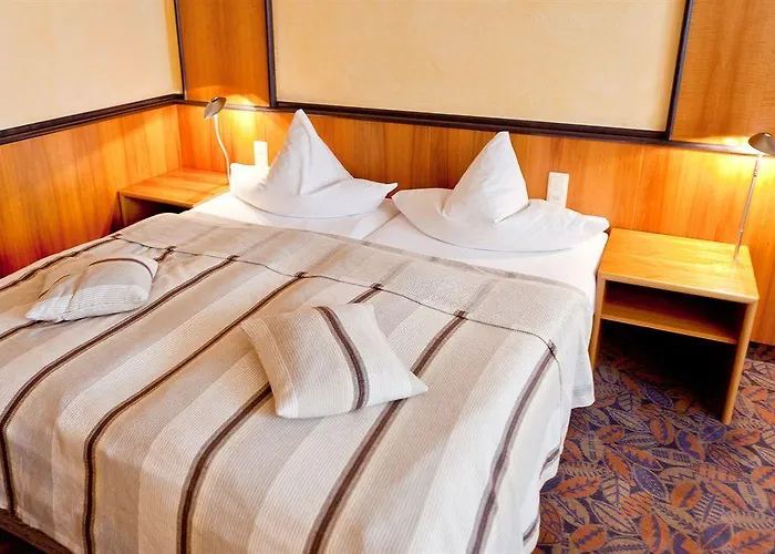 Weinberghotel Edelacker 4*