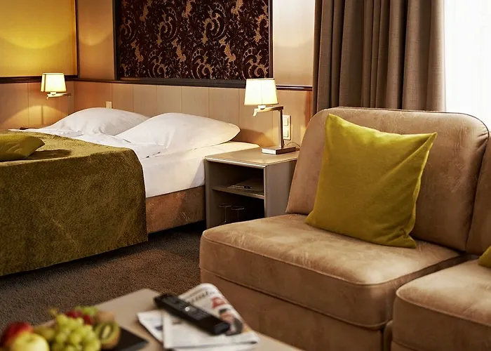 Otel Weinberghotel Edelacker 4*